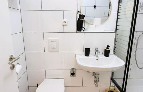 Kölner Street Loft ,Neu Renoviert für bis zu 5 Personen mit Küche und Bad - Foto 20