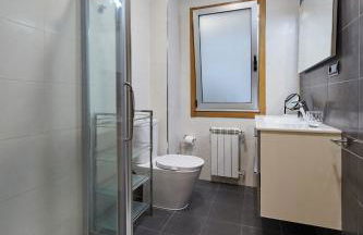 Vut Salvador Santiago - Photo 6