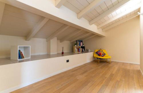 BolognaCentro 9 People Loft Private Lift and Terrace - Photo 45