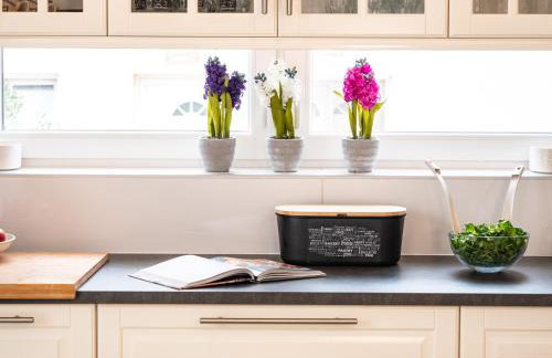 Elegant Hvar town villa with pool - Photo 16