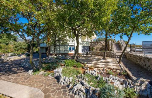 Luxury Villa Oštro with pool & Krk bridge view - Photo 79