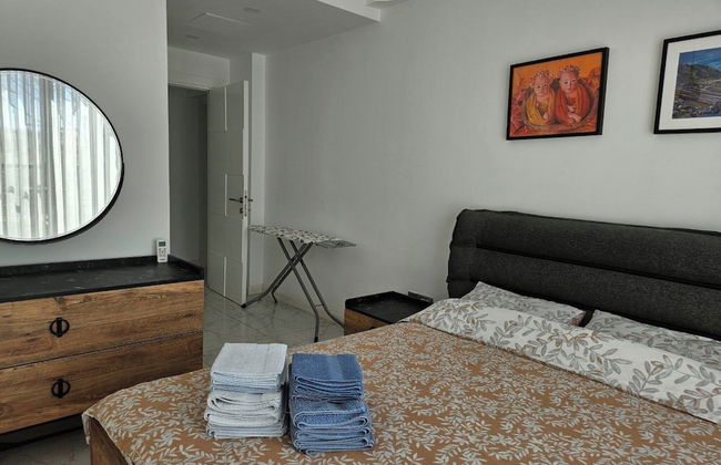 Serene Three-bedroom Retreat in Unforgettable Setting - Foto 9