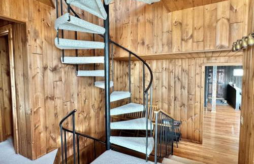 Lake Superior Retreat Private Wooded Haven with Panoramic Views - Foto 9