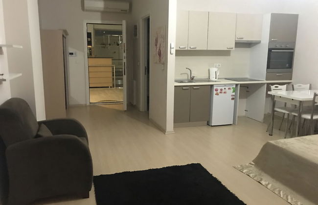 Arma Apartments - Photo 6