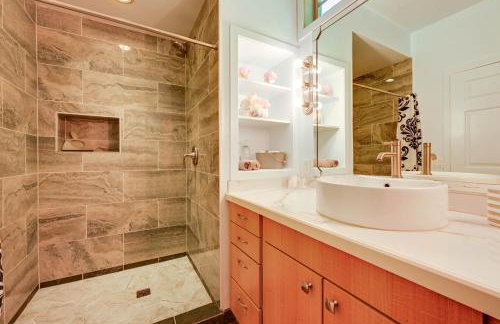 Waterfront Bellingham Bliss: Steps to Beach! - Foto 18
