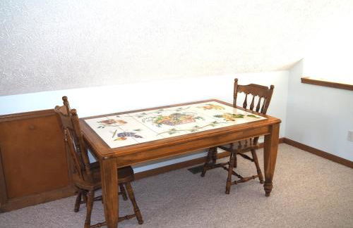 The Hilltop Retreat - Peaceful with Great Views! - Foto 26