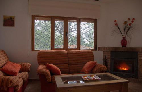 'El Mirador de Sotillo', un Oasis de Confort con Piscina y Jacuzzis - Photo 38