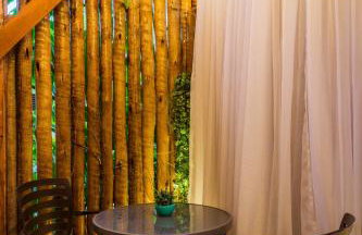 Casa d'Aroeira Residencial Boutique - Centro de Juqueí - Perto de Tudo - 2 quadras do Mar - Serviço de Praia - Roupa de Cama 600 fios algodão Egípcio - Tudo Novo - Estacionamento Interno - Cozinha - Consulte unidades com Ofurô Hidro e Cromoterapia - Foto 46