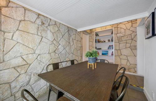 1930s Austin Charming Home and Hot Tub Near South Congress - Photo 13