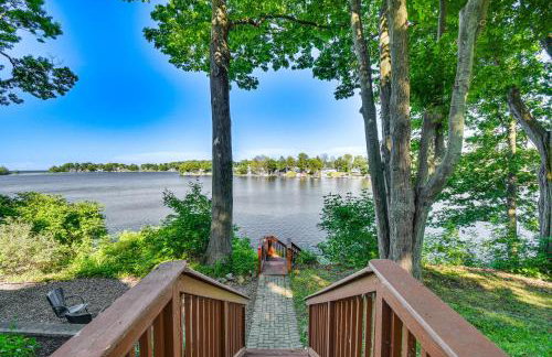 Charming Wolcott Cottage with Fire Pit and Mini Dock - Foto 35