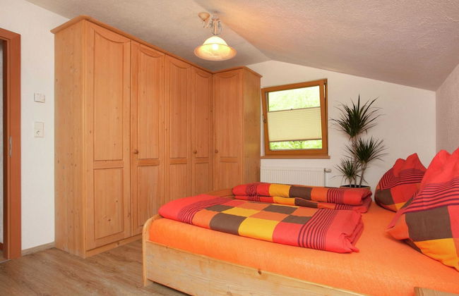 Sunlit Apartment Near Ski Area in Hollersbach im Pinzgau - Foto 4