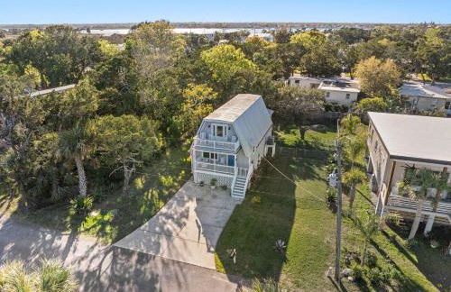 Lighthouse Loft l Marshfront l Walk to Downtown - Foto 10