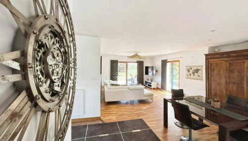 Maison familiale chaleureuse à Saint-Évarzec avec terrasse - Foto 3