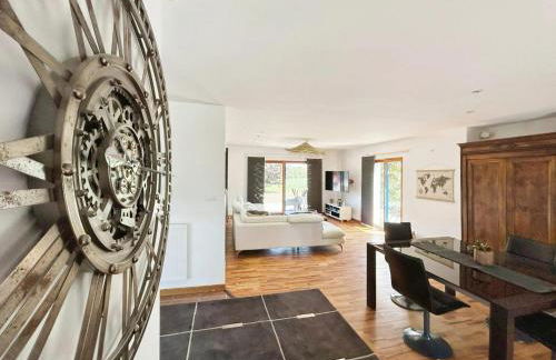 Maison familiale chaleureuse à Saint-Évarzec avec terrasse - Foto 3