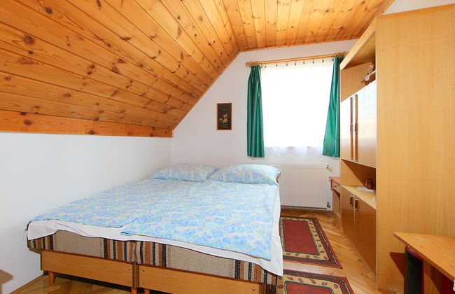 6 bedroom House in Balatonszárszó with garden and terrace - Photo 16