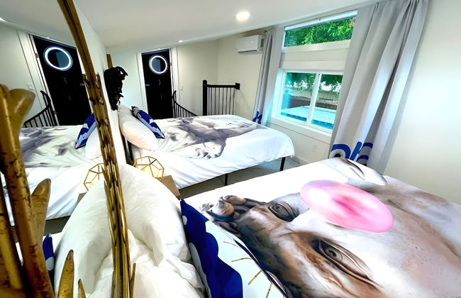 Heated Pool Haven w Hot Tub Downtown 3 mi - Photo 31