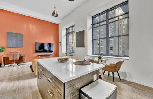 Bourbon & Bronze SpeakEasy StayEasy - Foto 20