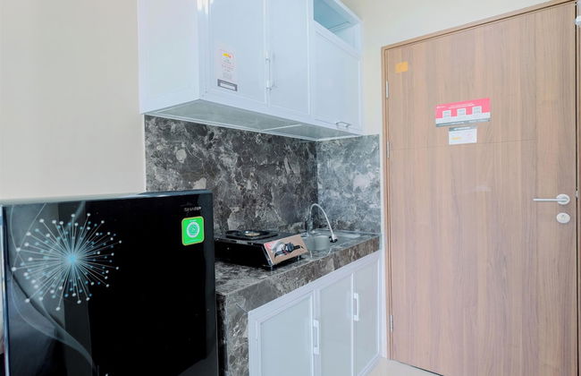 Homey And Restful Studio Royal Sentul Park Apartment - Photo 5