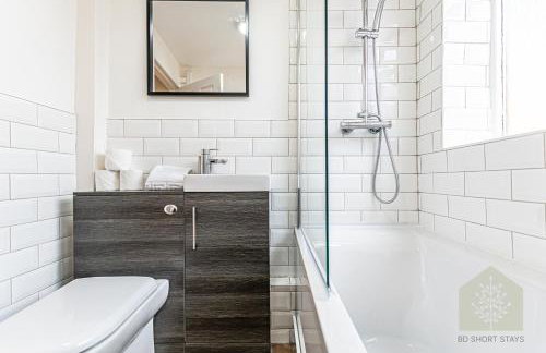 Cosy 3 Bedroom house in Wigan - Photo 21