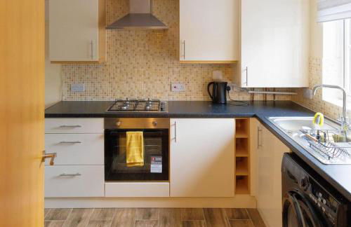Stylish 3 Bedroom and free parking - Foto 23