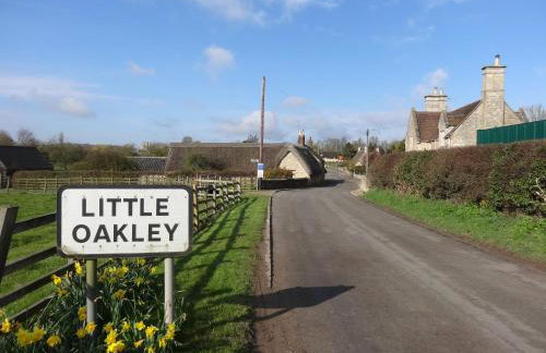 Moat Cottage Barns - Foto 3