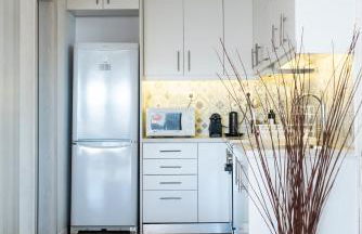 Panoramic Seaview Maisonette with Garden - Photo 16