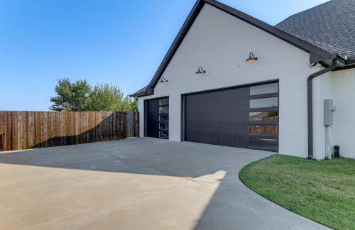 Luxe Retreat w/ Patio & Fenced Yard in Waxahachie! - Foto 39