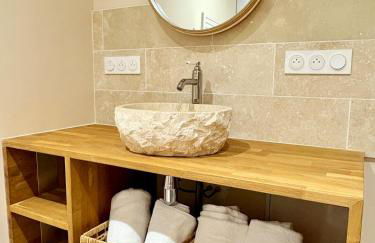 Magnanerie avec Tropezienne Uzès Arpaillargues - Photo 3