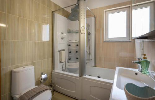 Kyparisses Villa with Private Pool - Foto 24