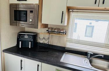 Princess's Palace, Holiday Lodge, Malvern View Leisure Park - Photo 17