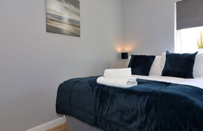 Whistleberry House - Hamilton - Photo 1