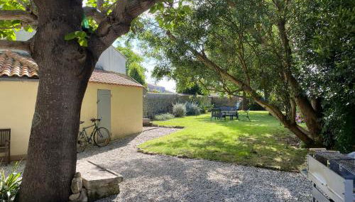 Villa Paulownia - à 1,2km des plages - tout confort au coeur du bourg - Foto 4