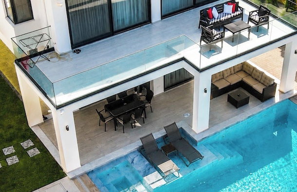 Luxury 4-bed Villa With Private Pool and Jacuzzi - Foto 33