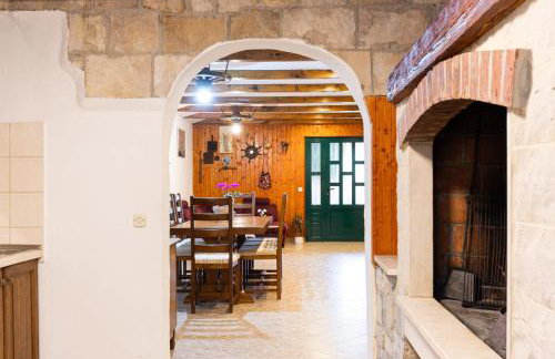 Villa Bella Pietra with private pool, sauna - Photo 22