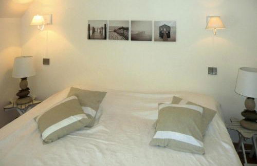 Stone House in Brittany Near Morlaix Bay - Foto 21