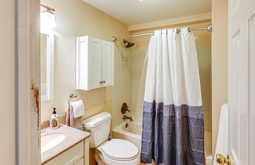 Riverside Retreat Cozy Fairbanks Home with View - Foto 19