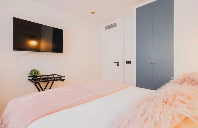 Elegant Apartment - 2br/6p - Canal St Martin - Photo 7