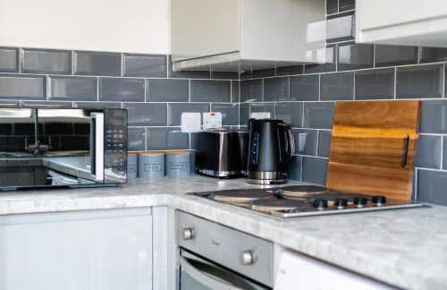 Elmcroft Apartment - 10 Mins Walk to Woking Town Centre - Foto 16