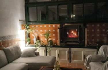 Spacious Garden Villa, private pool, huge grounds with orange trees - Foto 30