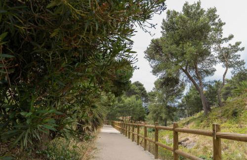 "HomeySuite" in Fontainhas - Photo 20