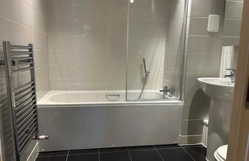 Three Bedroom Stylish London Apartment - Foto 12