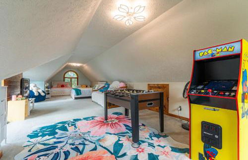 Panorama Point - Sauna, hot tub, theater room - Photo 43