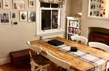 Pretty in Pink - delightful, cosy chichester house - Foto 8