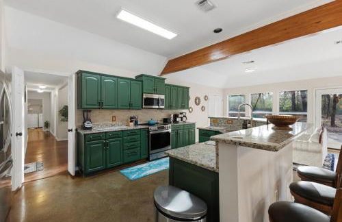 Oakwood Oasis- 1,4 Acres of Tranquility home - Foto 10