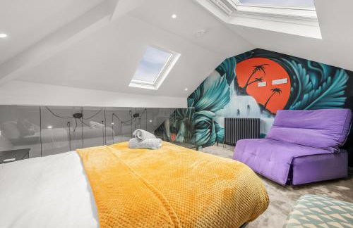 West Didsbury Retreat l Cinema l Sleeps 8 - Photo 34