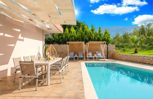 Allas Villa Heated Pool - Photo 2