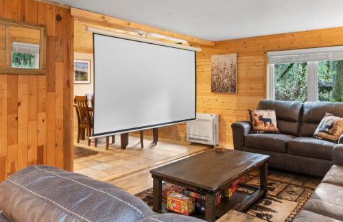 Cedar Cabin at Rainier Entrance-Hot Tub and Cinema - Foto 3