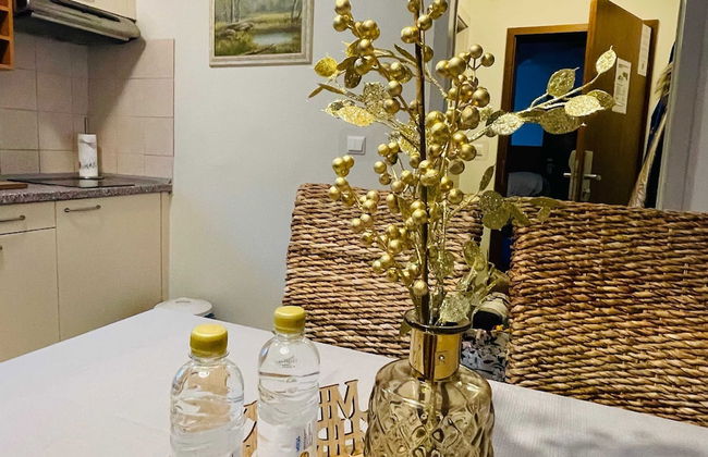 Rustic and Radiant Retreat Apartments With Terrace - Foto 22