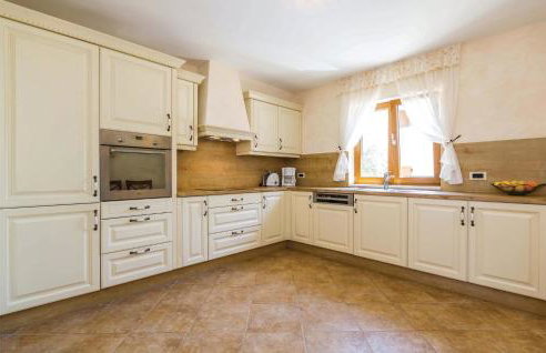 4 Bedroom Beautiful Home In Turcic - Foto 23