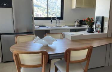 Praia Brava com Vista Mar Apt 2 Quartos Perto de BC - Foto 1